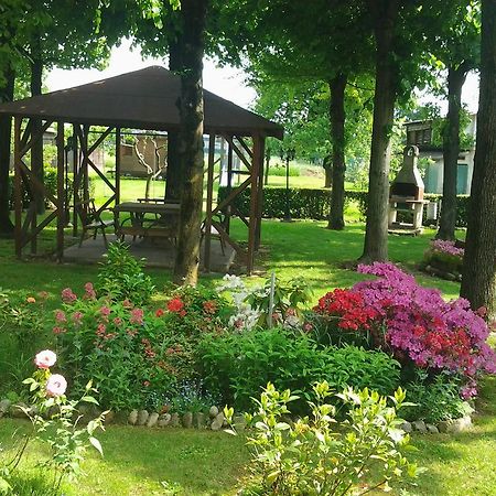 Bareggio B&B Le Camelie المظهر الخارجي الصورة