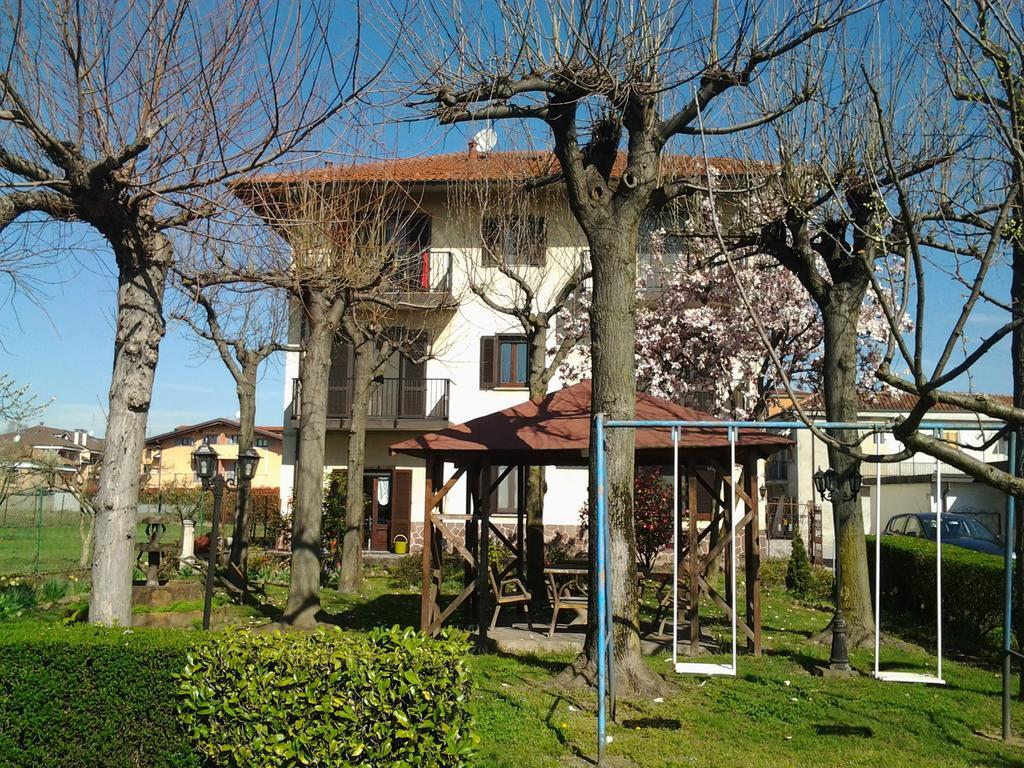 Bareggio B&B Le Camelie المظهر الخارجي الصورة