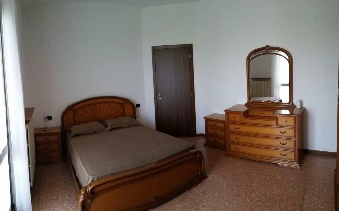 Bareggio B&B Le Camelie المظهر الخارجي الصورة